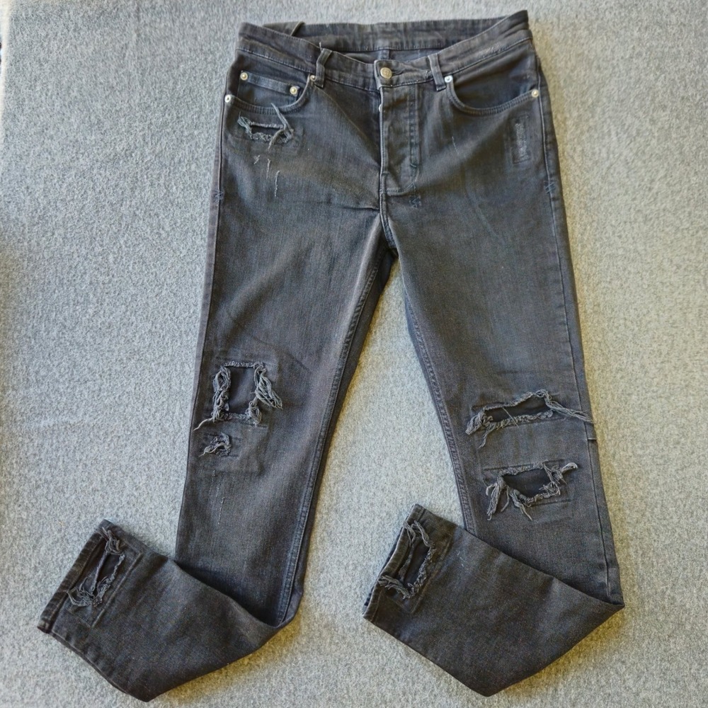 Ksubi Chitch Jeans 32 x 31 Black Distressed Slim Denim EUC Grunge Retail $195
